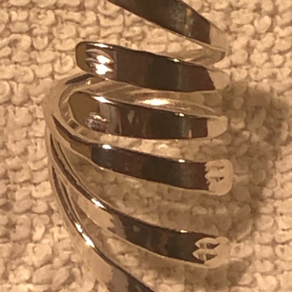 Sterling Silver Swirl Wrap Ring - Picture 2 of 9